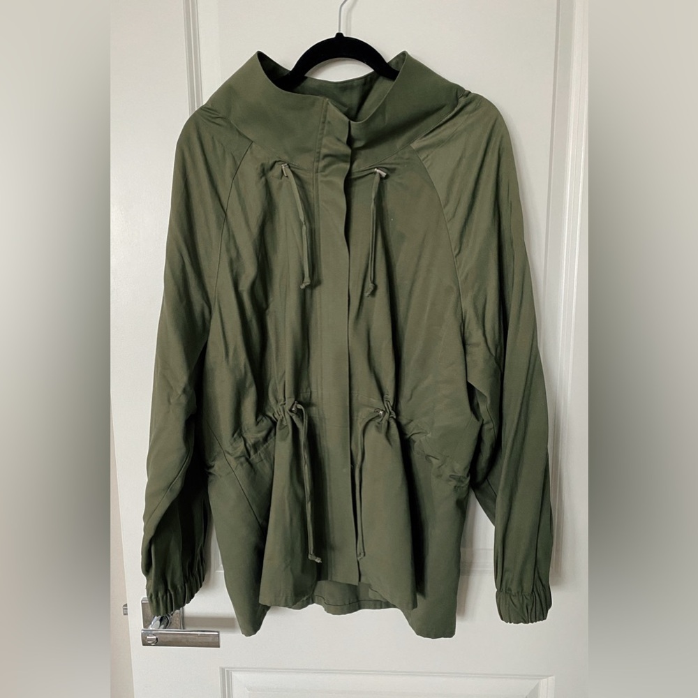 Elizabeth & James jacket